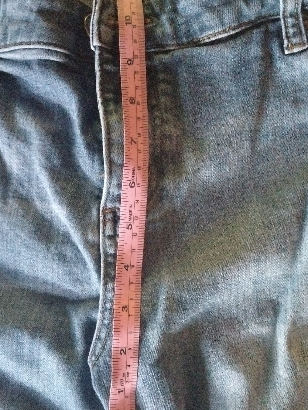 Kut from the Kloth Medium Blue Cuffed Cropped Jeans - Picture 3 of 8